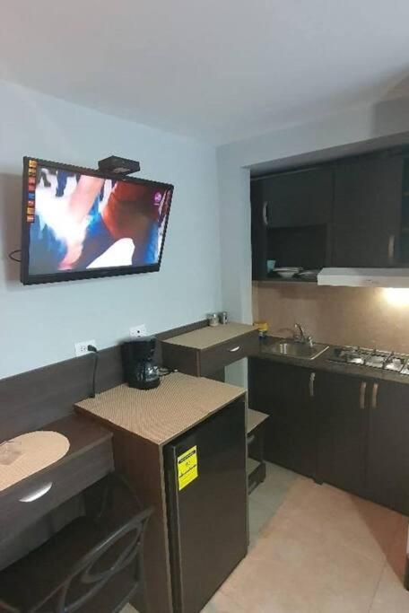 R.1106 Estudio Centrico, Funcional, Tipo Ejecutivo. *